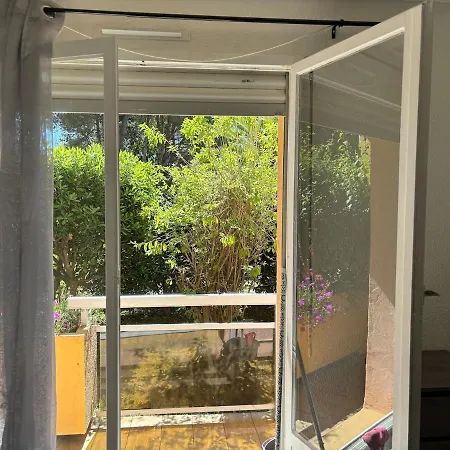 La Faviere T2 4pers Rdc Avec Terrasse *