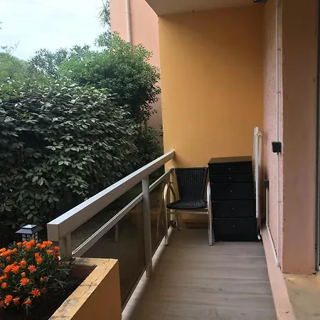 La Faviere T2 4pers Rdc Avec Terrasse *