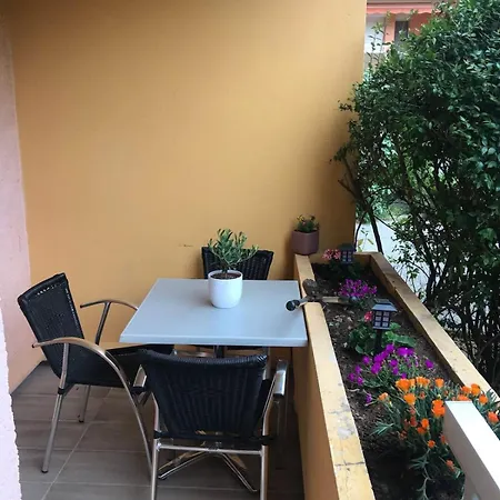 Apartment La Faviere T2 4pers Rdc Avec Terrasse